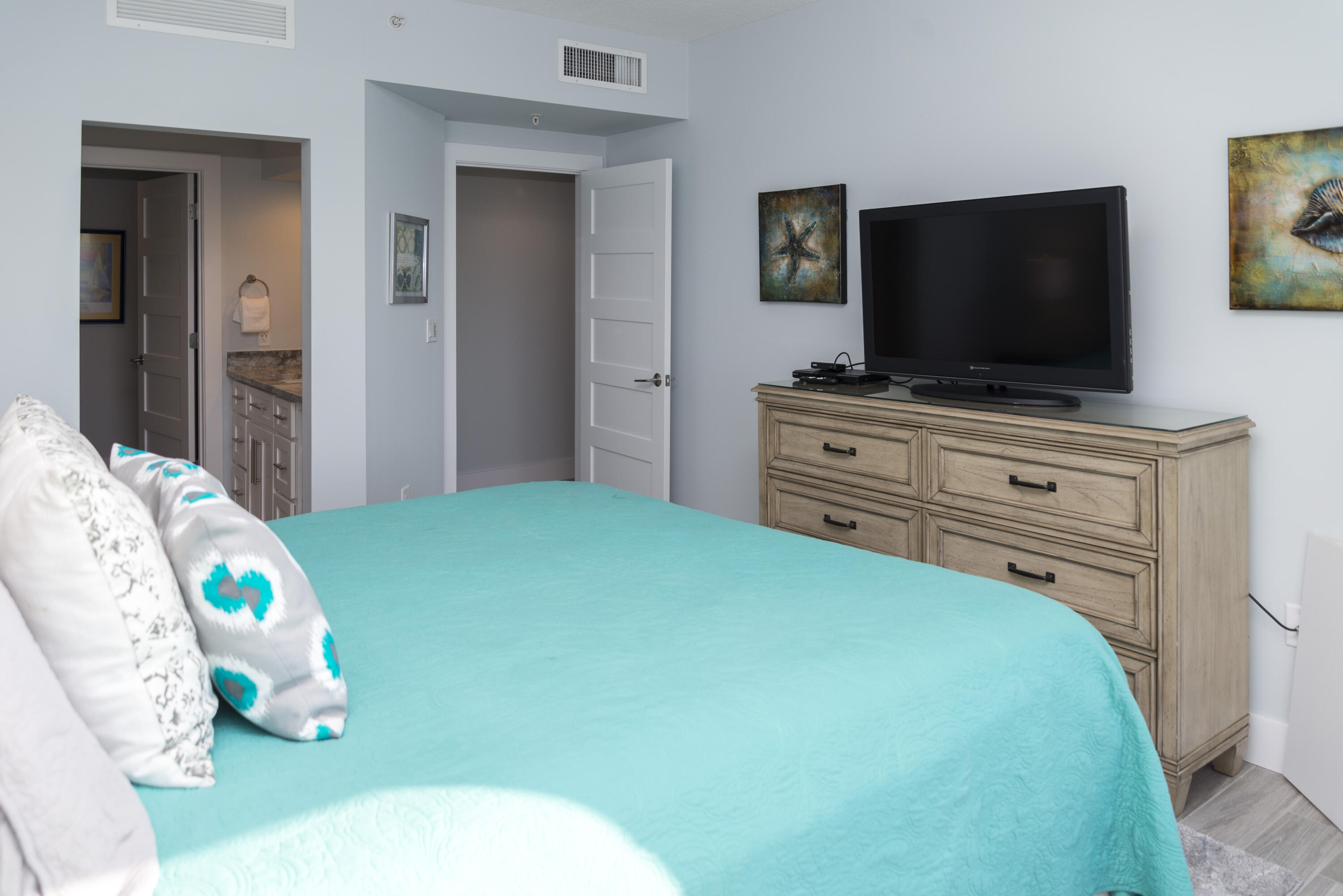 4810 Westwinds Drive Unit: # 4810