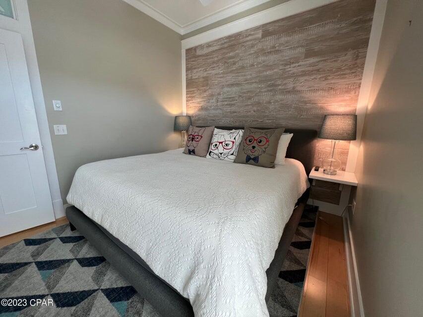 114 Parkshore Drive