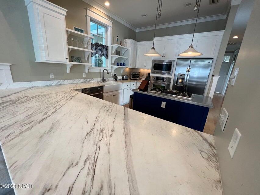 114 Parkshore Drive