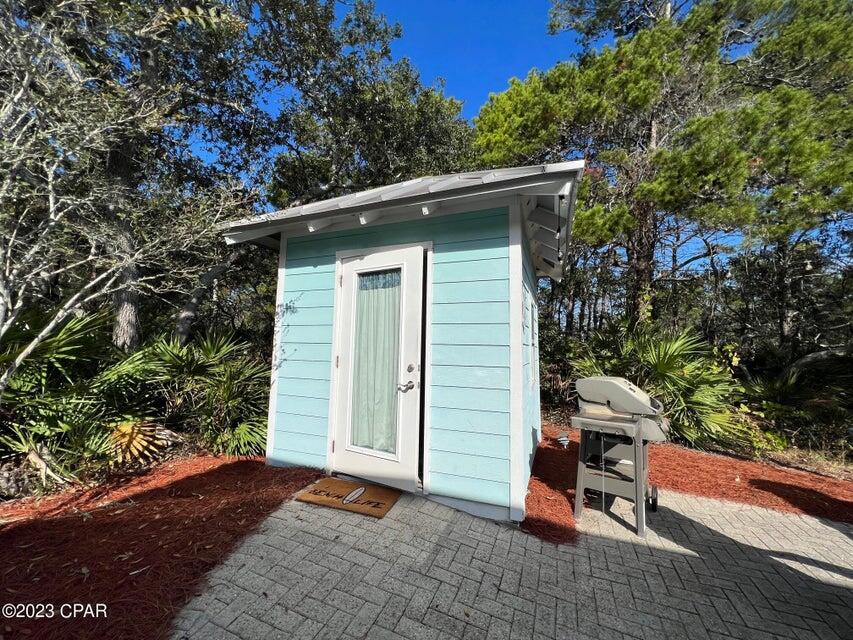 114 Parkshore Drive