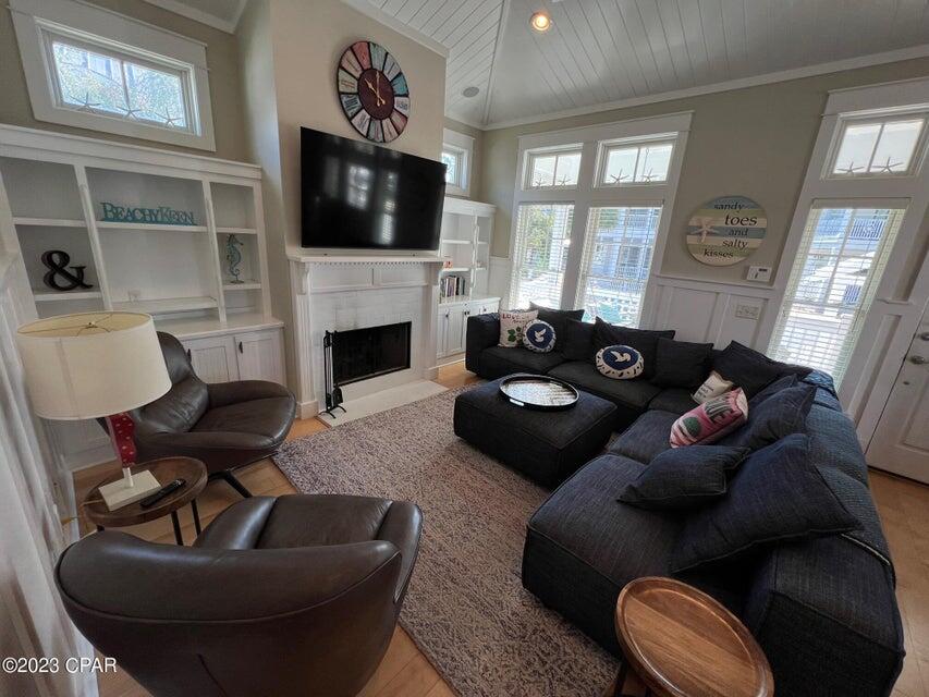 114 Parkshore Drive
