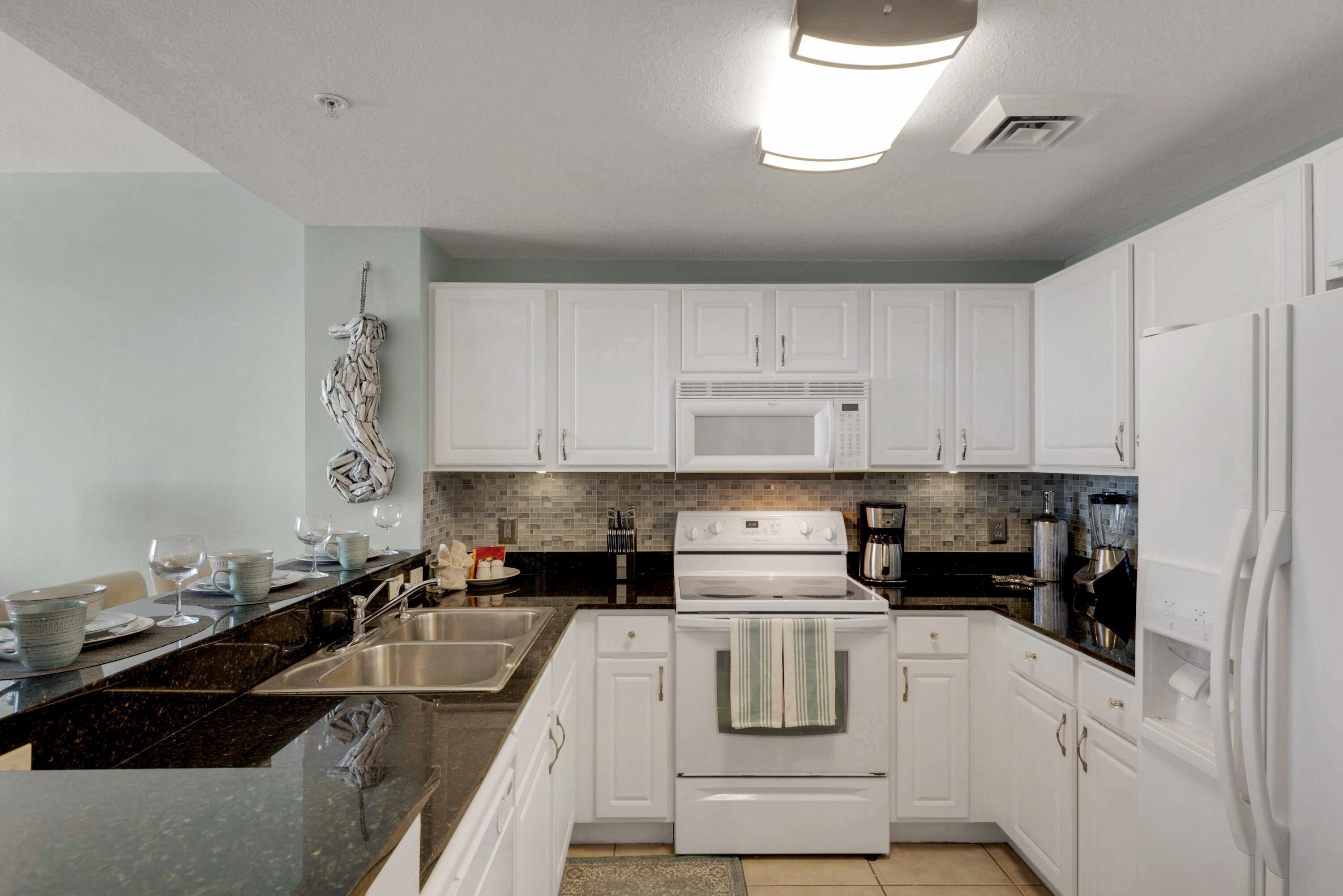 15817 Front Beach Road, UNIT 2-2105