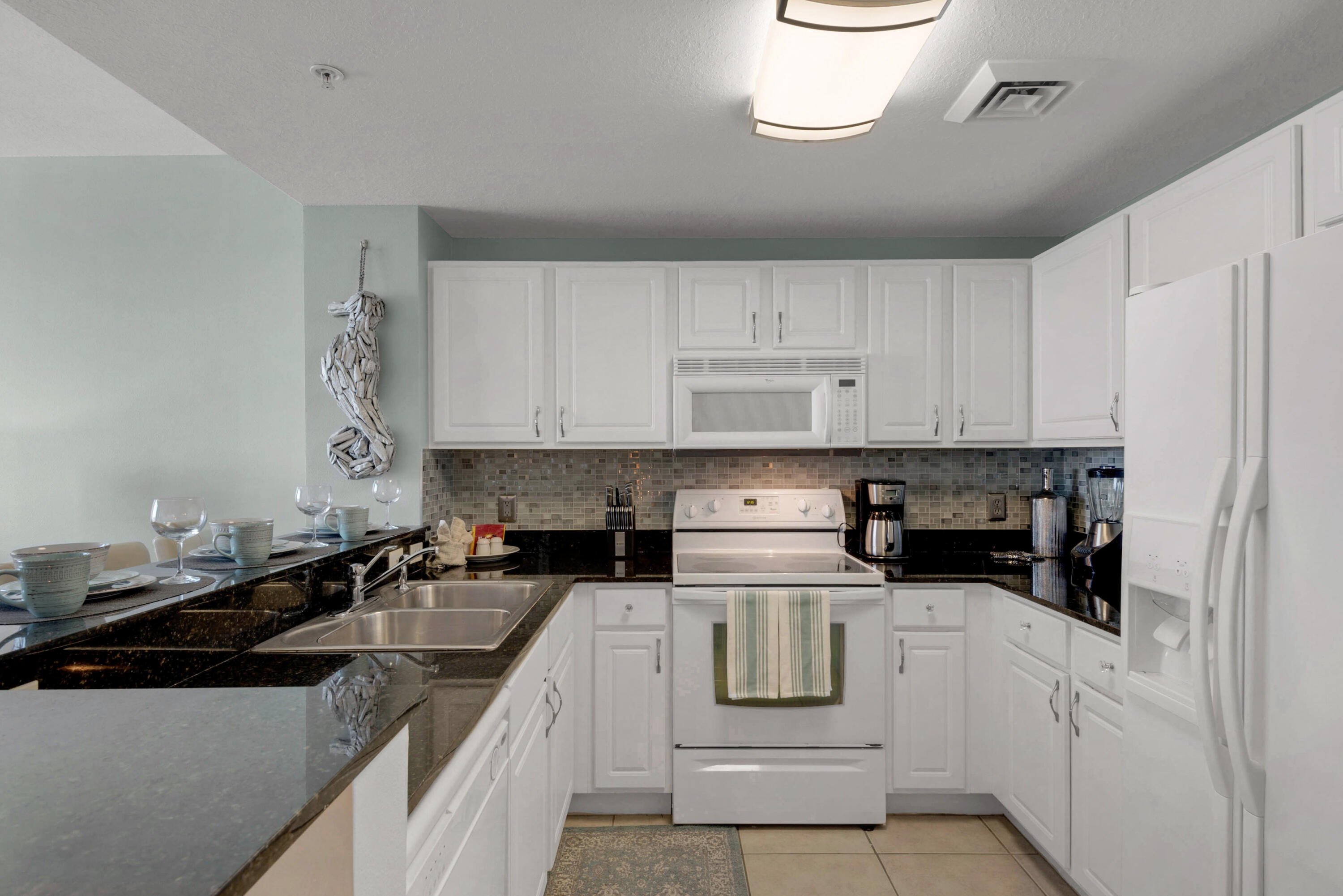 15817 Front Beach Road, UNIT 2-2105