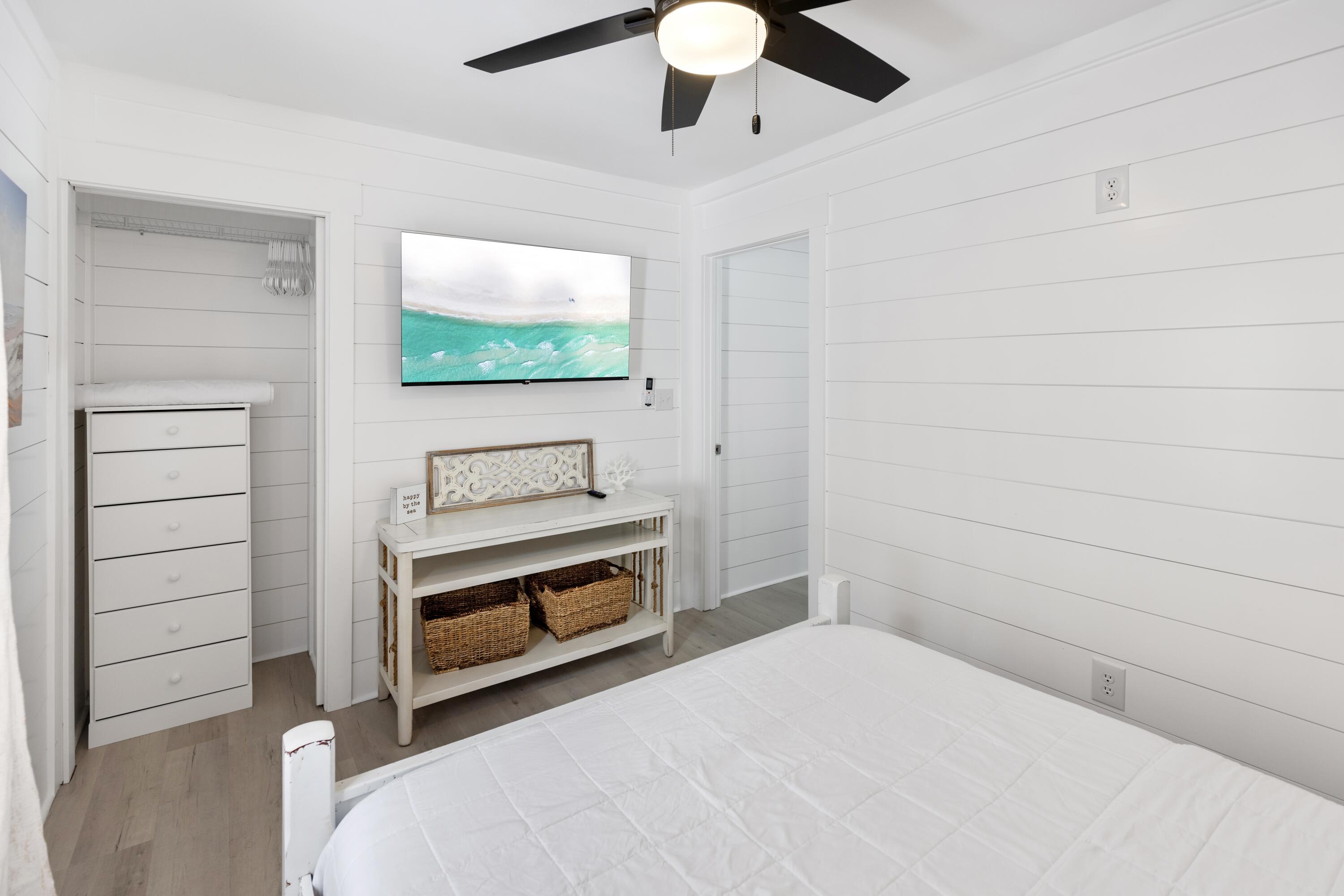 21401 Hilltop Avenue