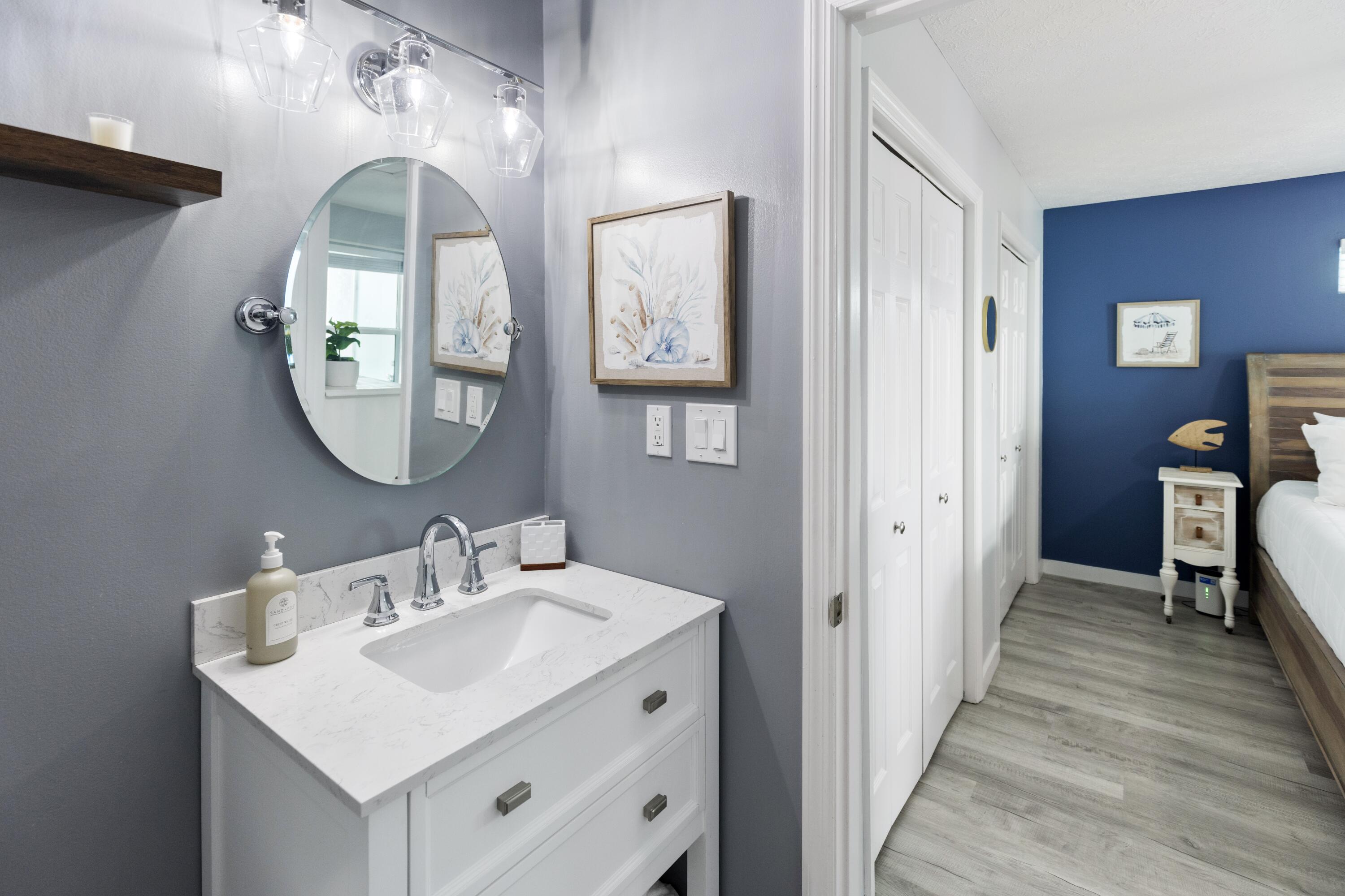 21401 Hilltop Avenue