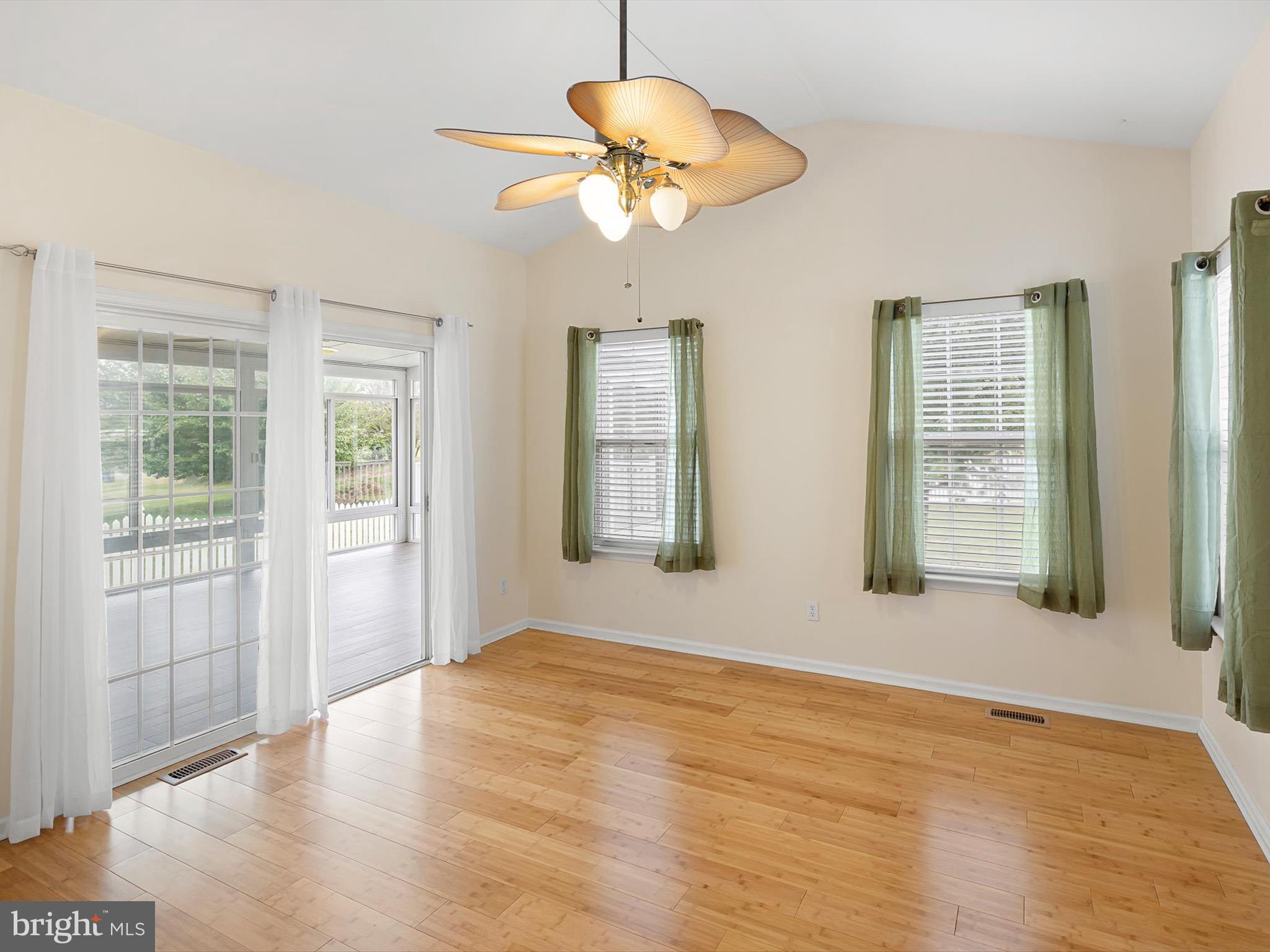 43 Kristin Ct