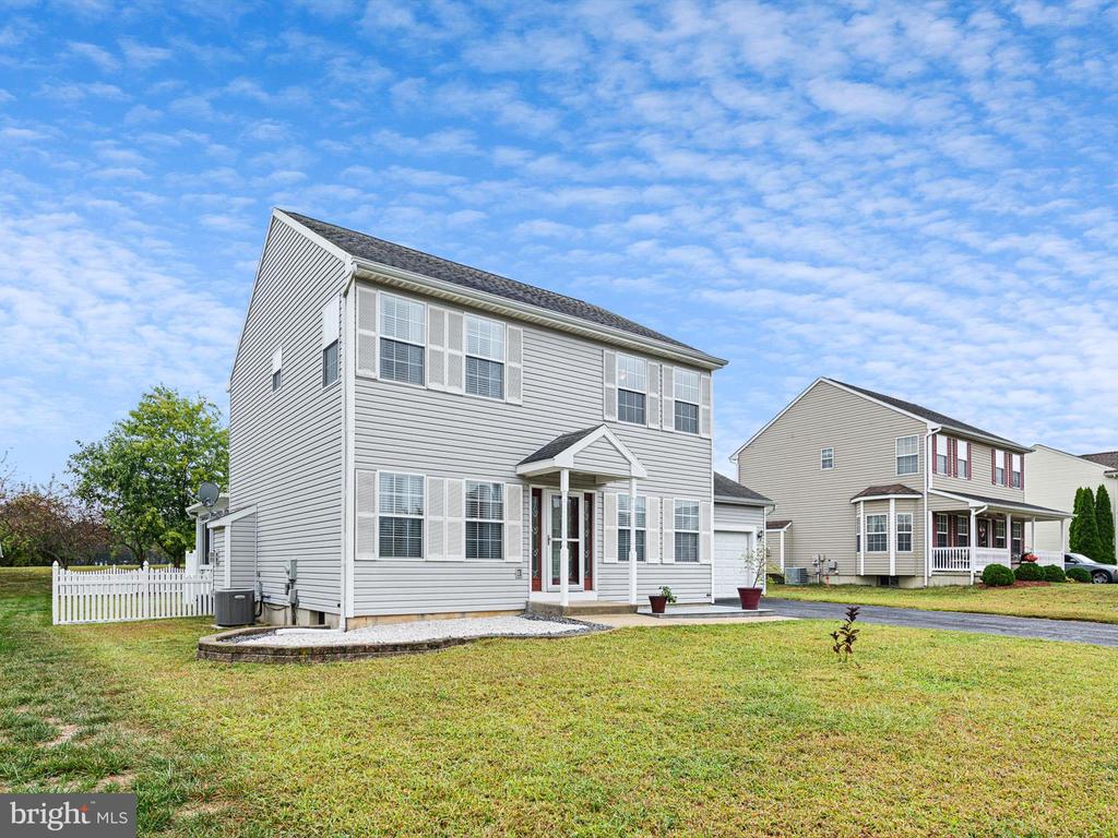 43 Kristin Ct