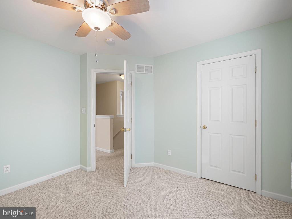 43 Kristin Ct