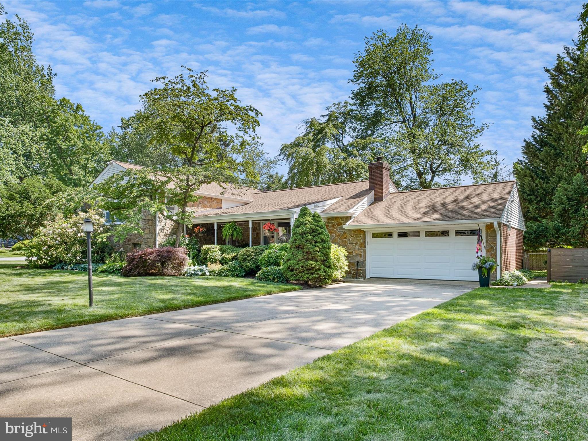 504 Ruxton Dr