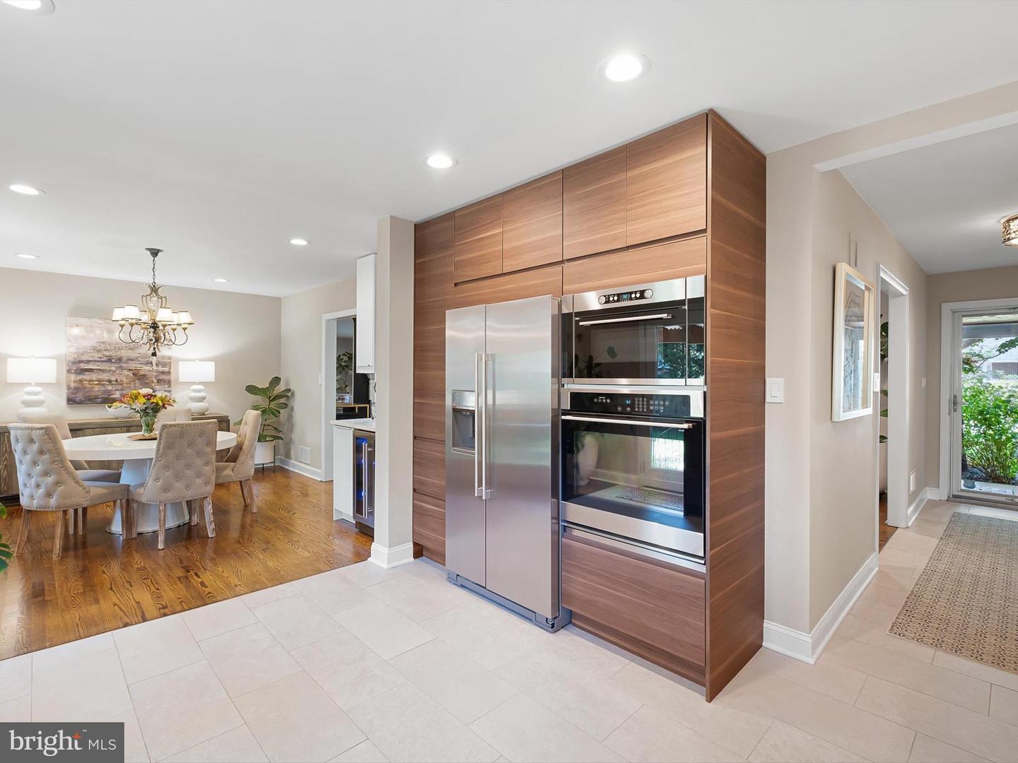 504 Ruxton Dr