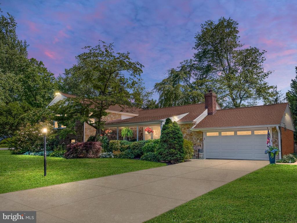 504 Ruxton Dr