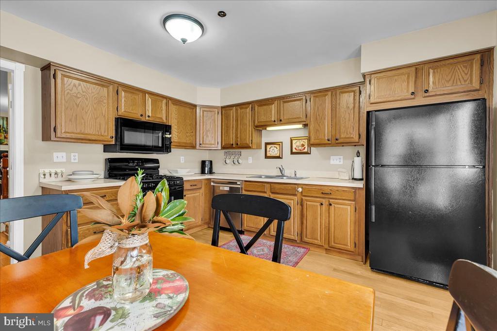 43 STANDIFORD COURT 155