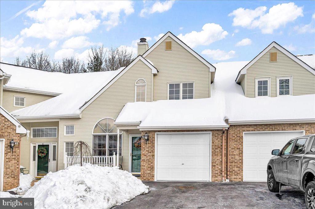 43 STANDIFORD COURT 155