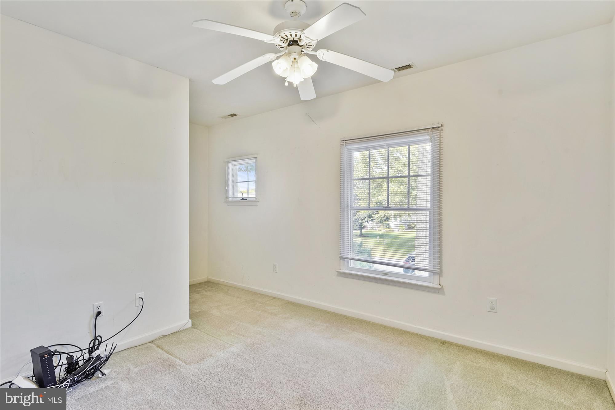 325 Walkabout Rd