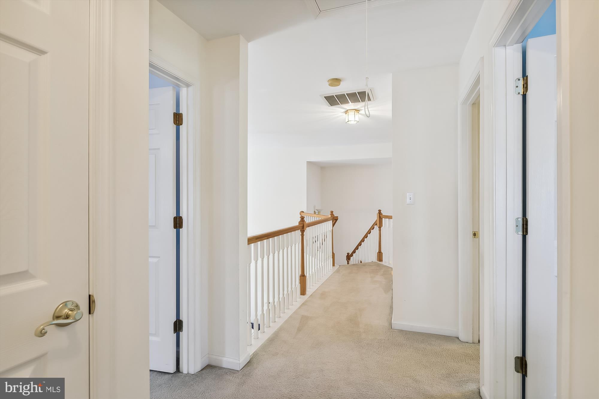 325 Walkabout Rd