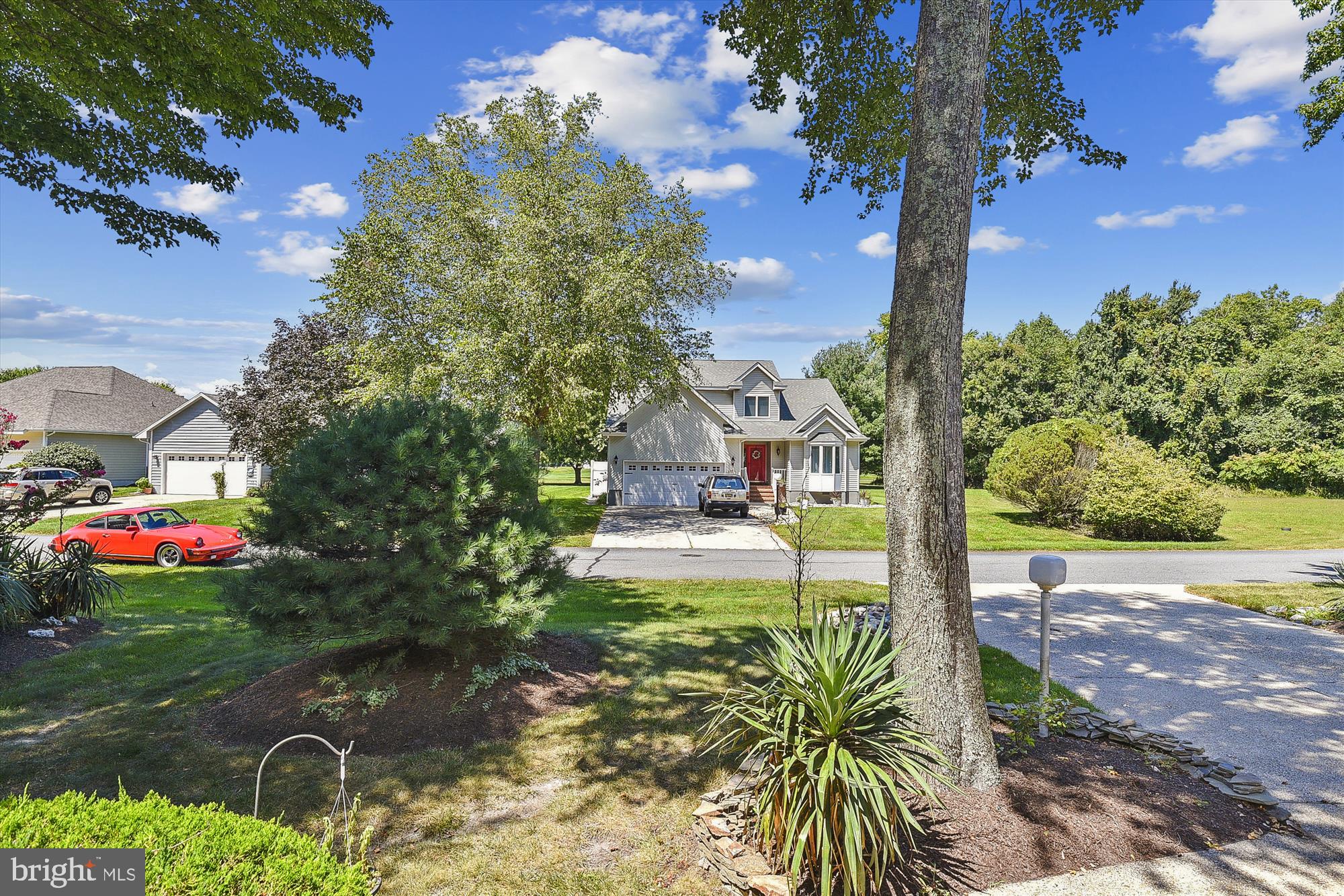 325 Walkabout Rd