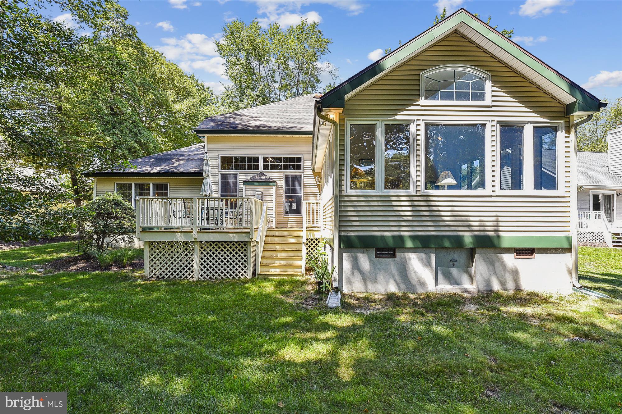 325 Walkabout Rd
