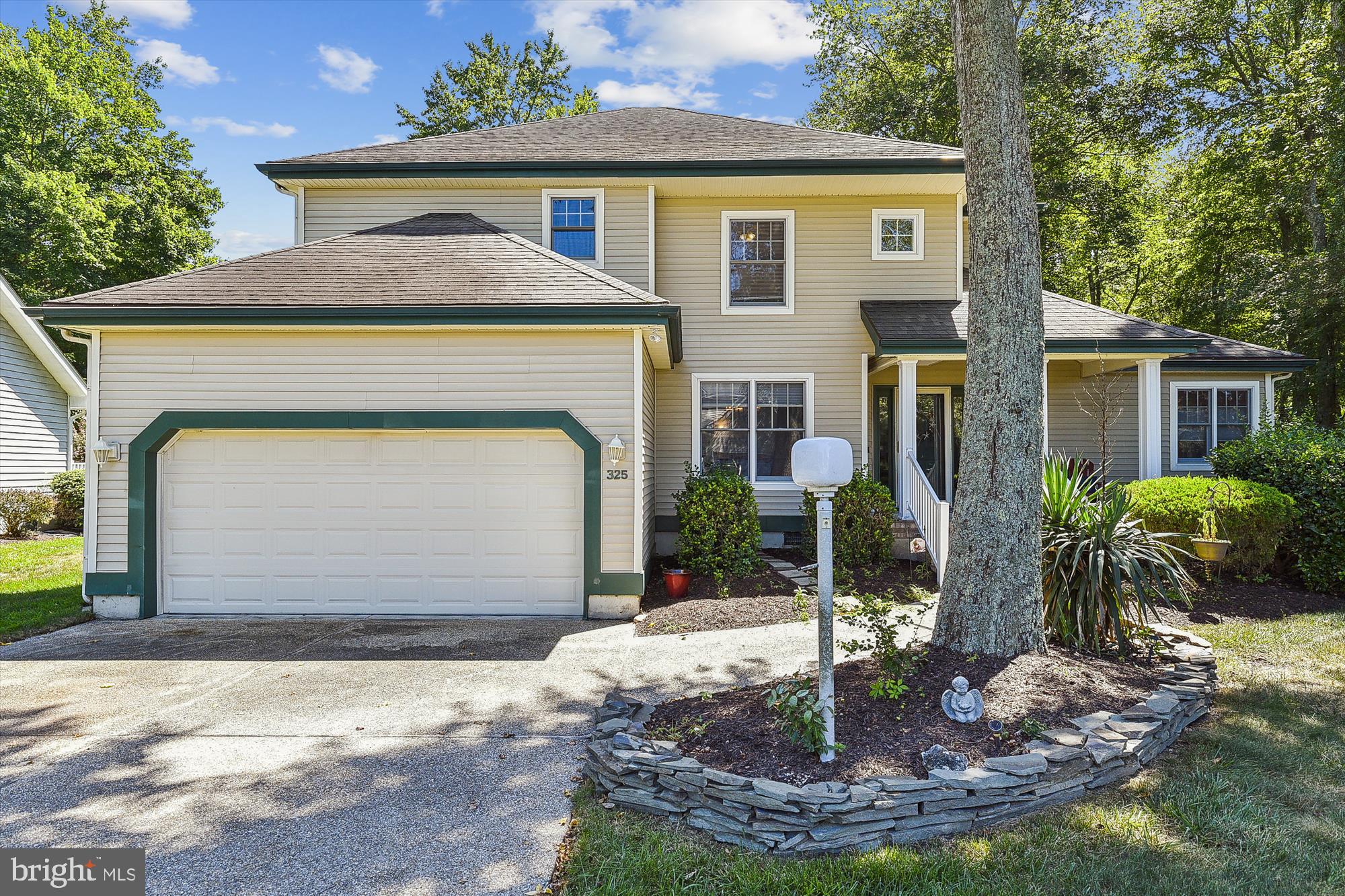 325 Walkabout Rd