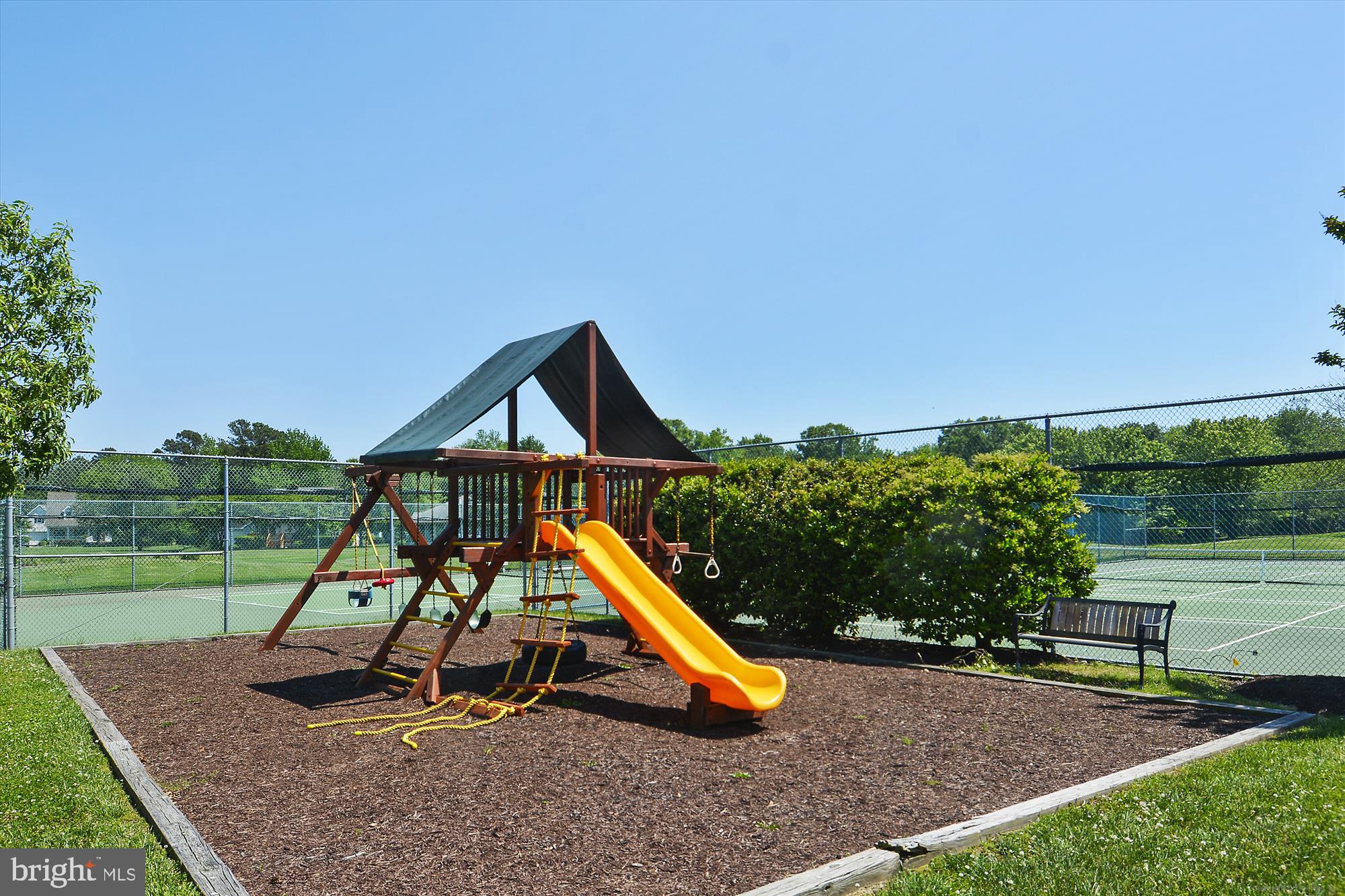 325 Walkabout Rd