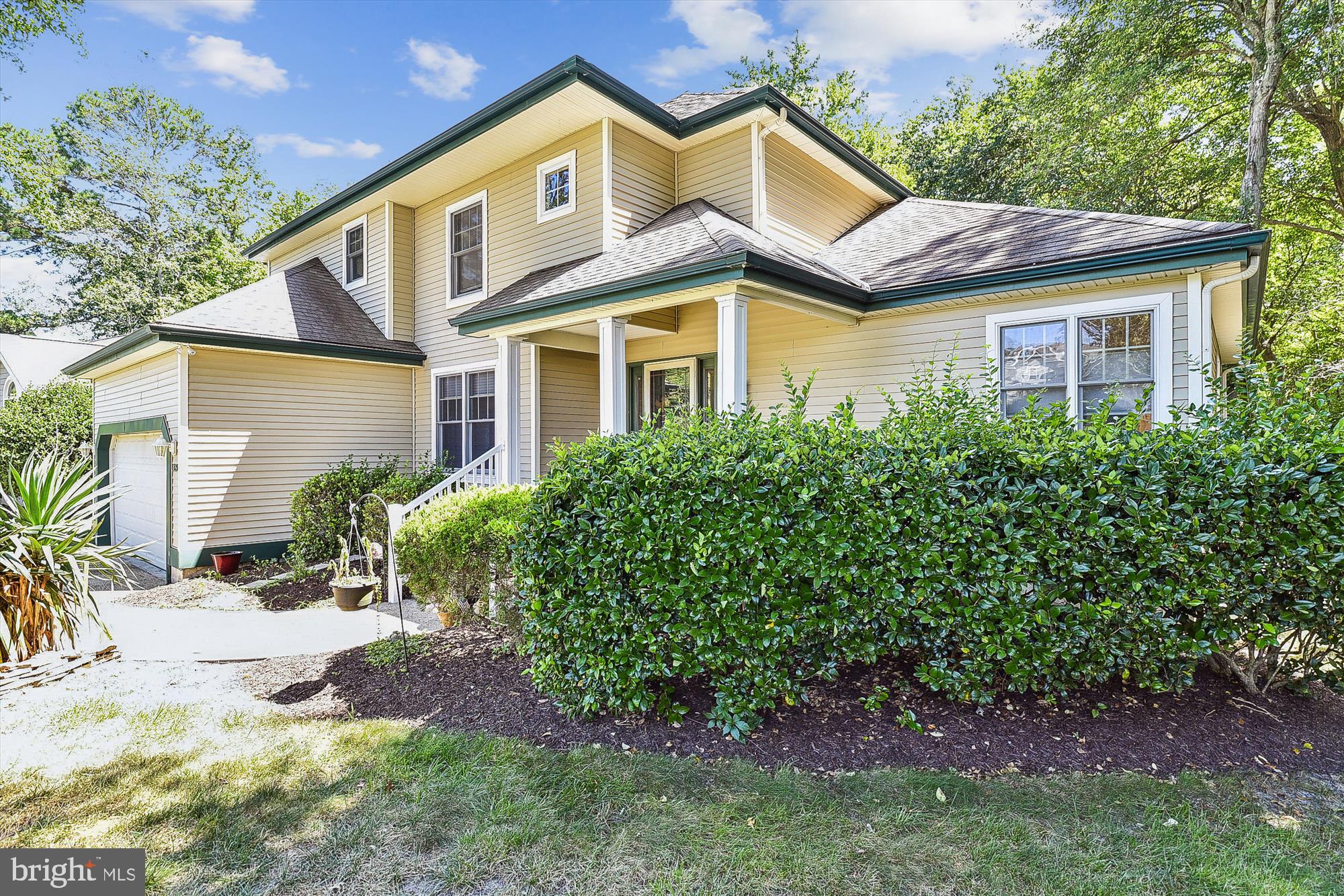 325 Walkabout Rd