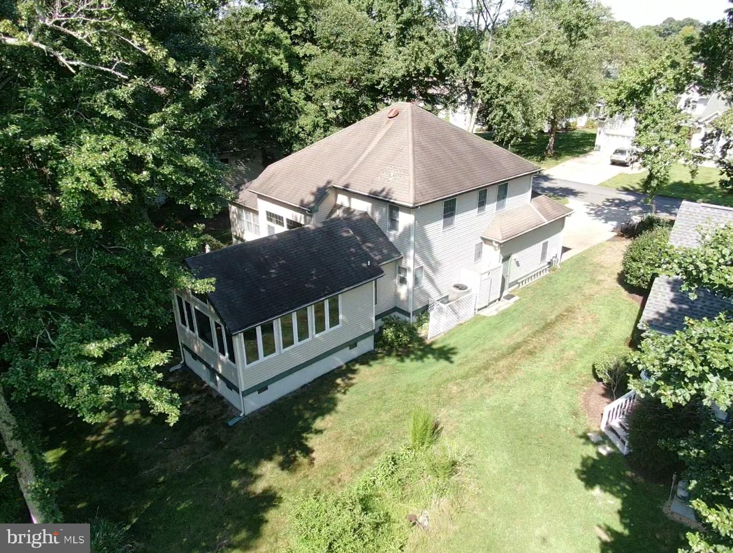 325 Walkabout Rd
