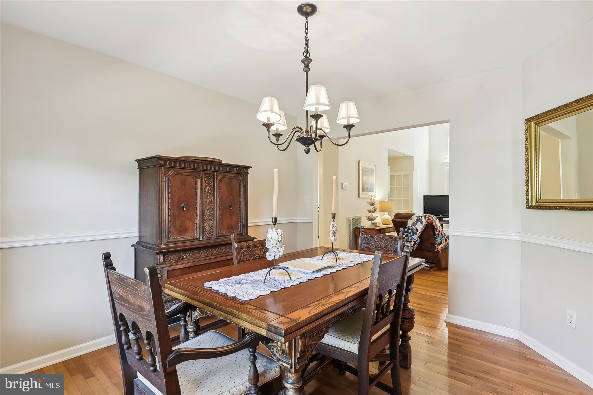325 Walkabout Rd