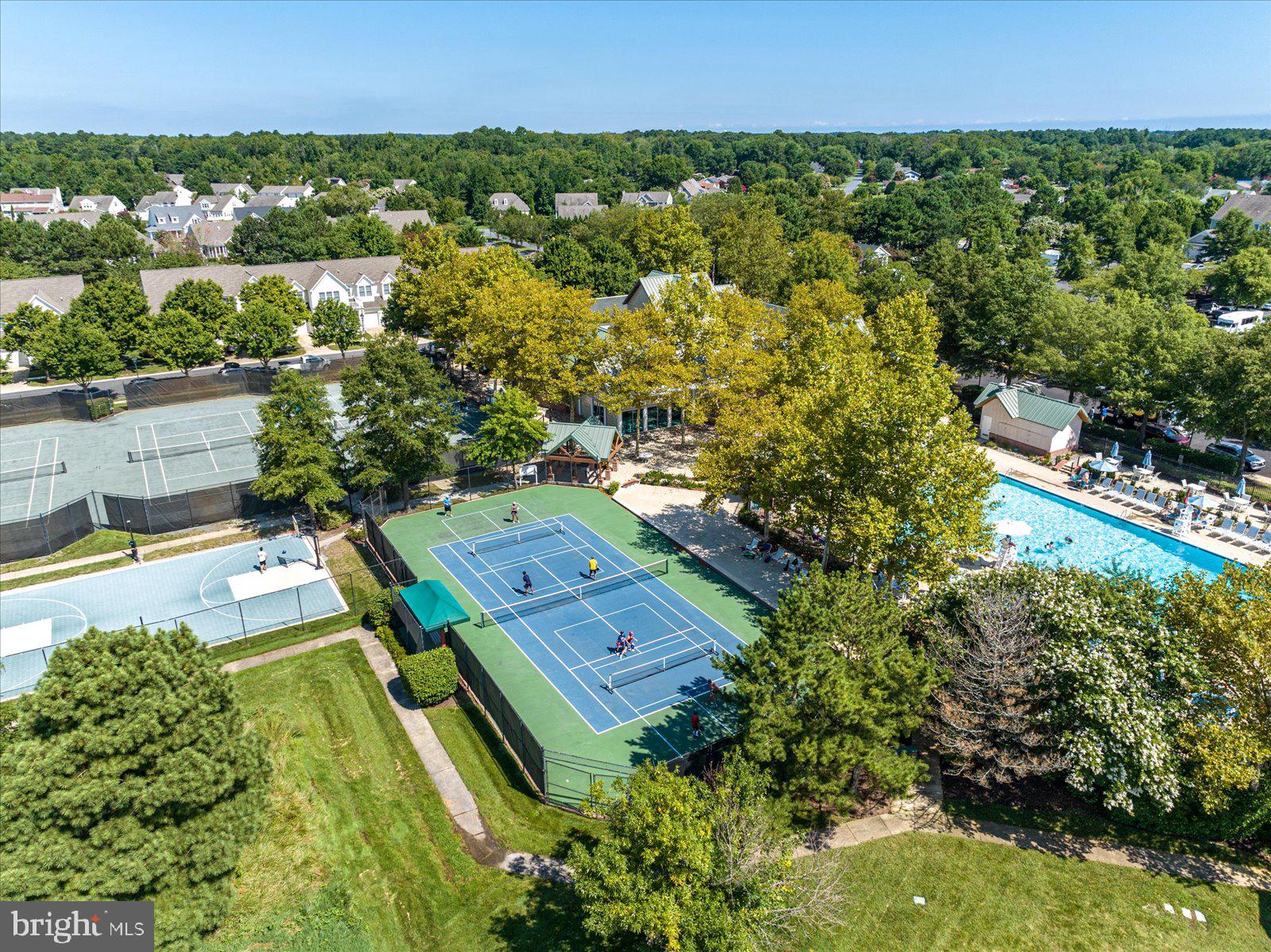 67 Willow Oak Ave