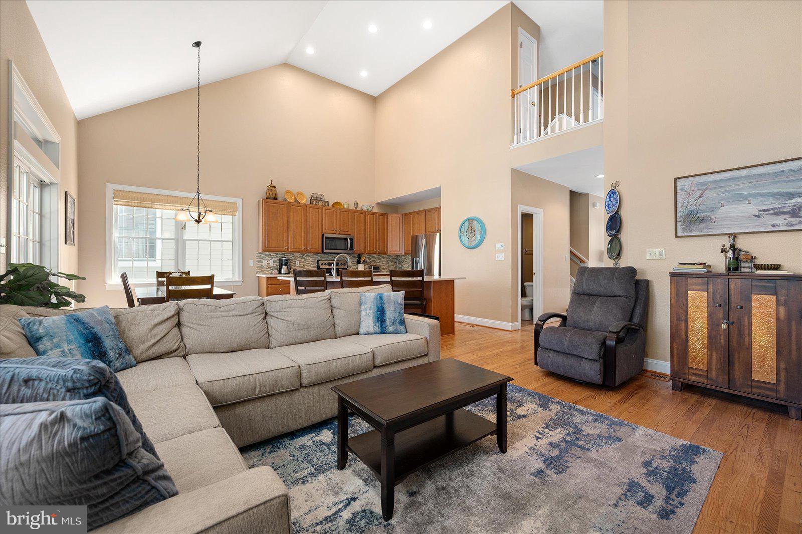 67 Willow Oak Ave