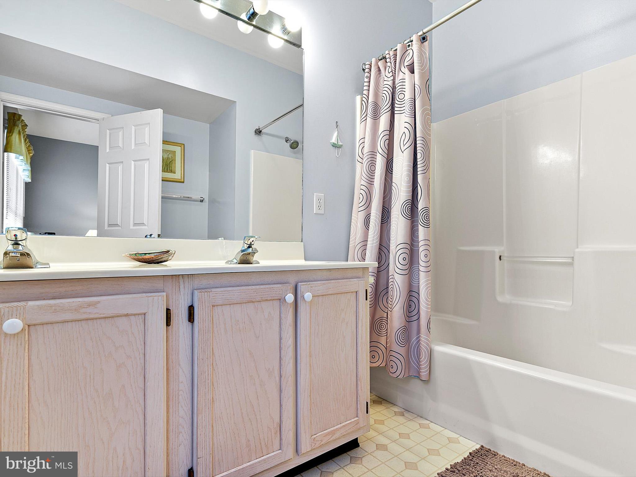 38947 Spinnaker Village Ln ##9