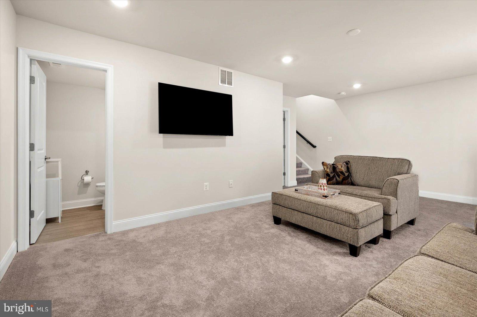 35101 Wright Way