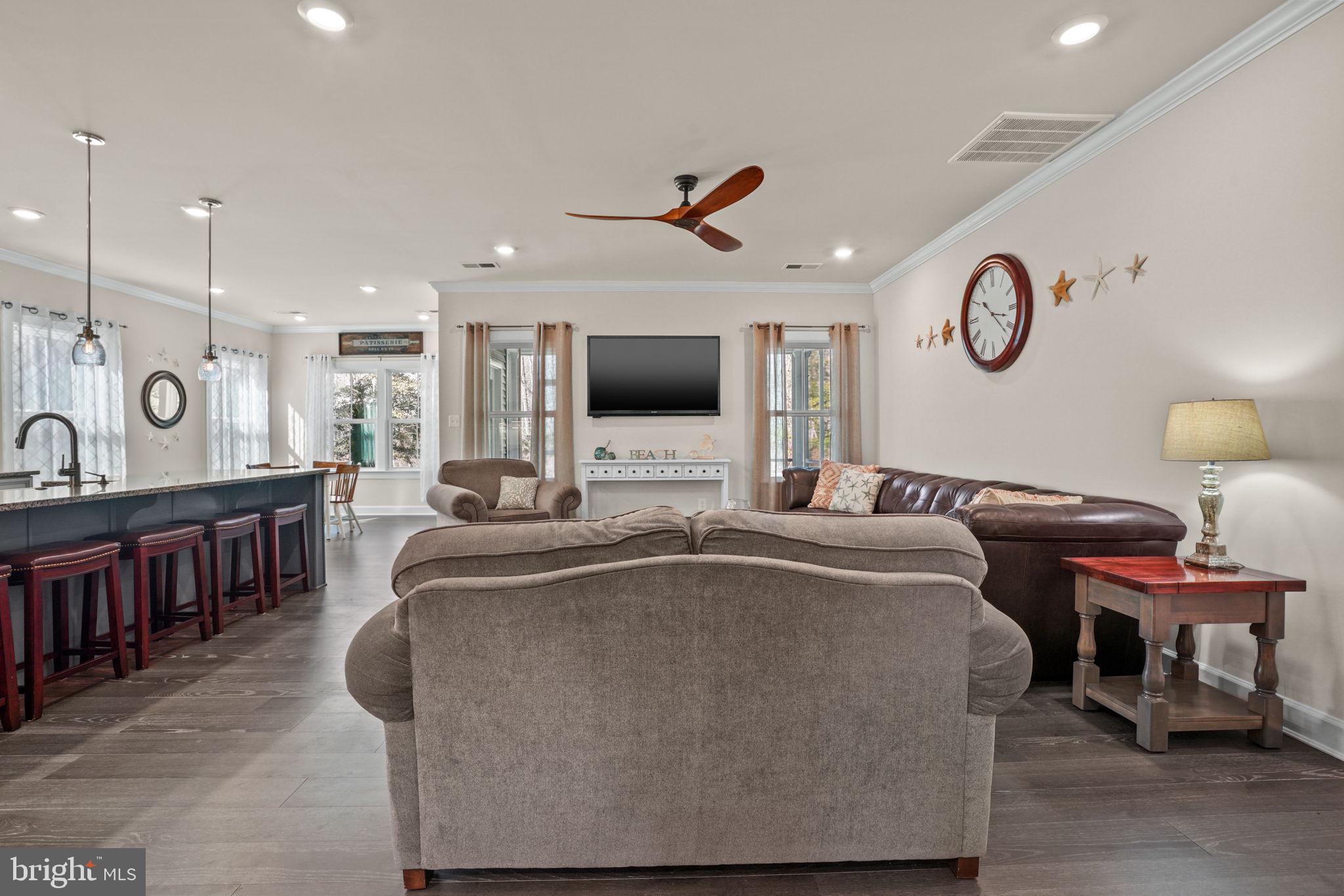 37421 Underwood Way