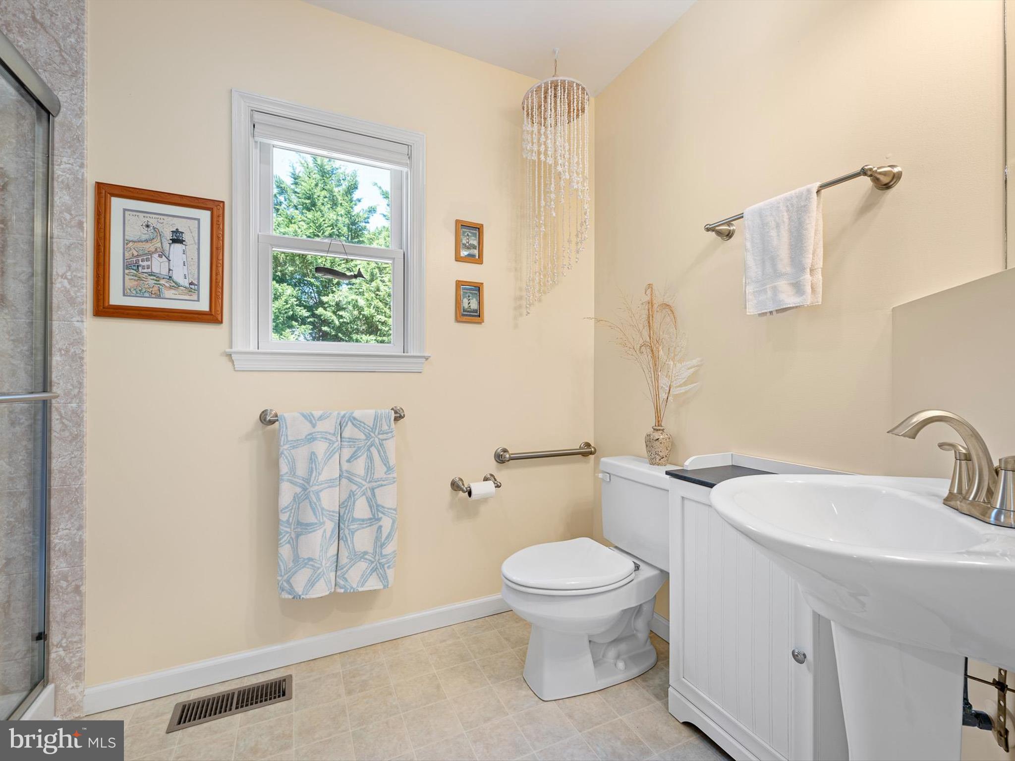 39078 Bayfront Dr