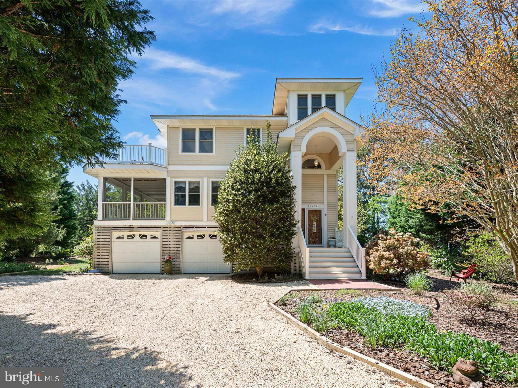 39078 Bayfront Dr