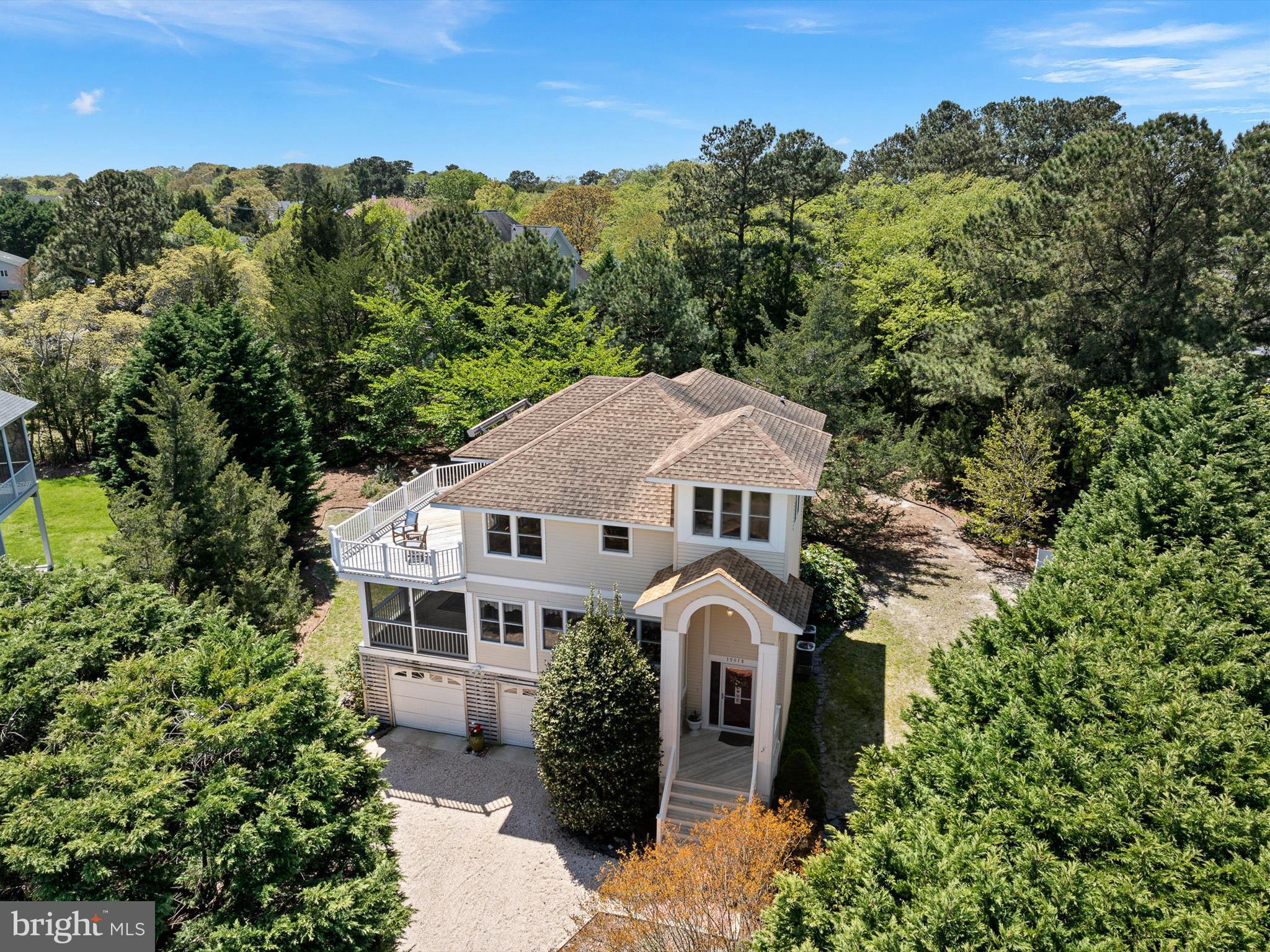 39078 Bayfront Dr
