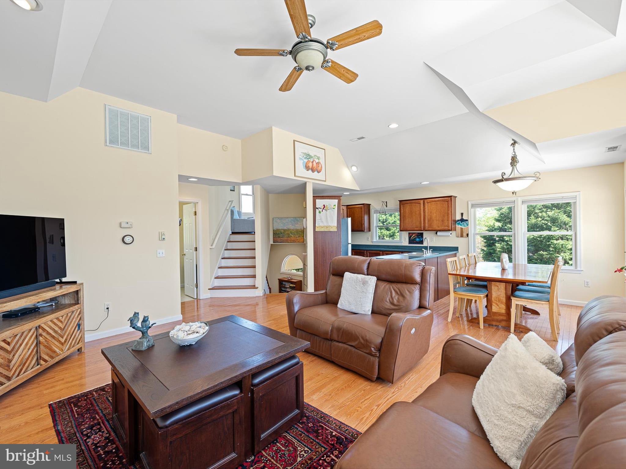 39078 Bayfront Dr