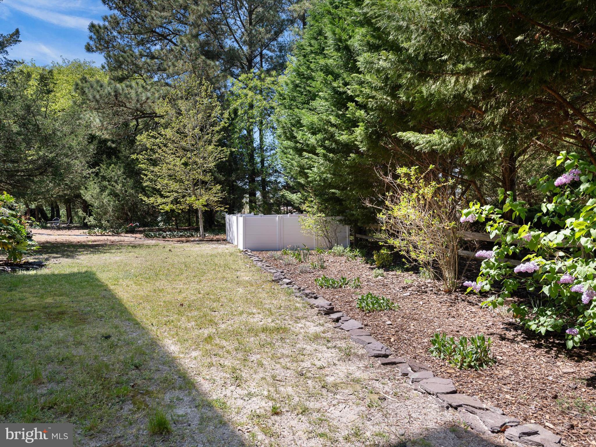 39078 Bayfront Dr