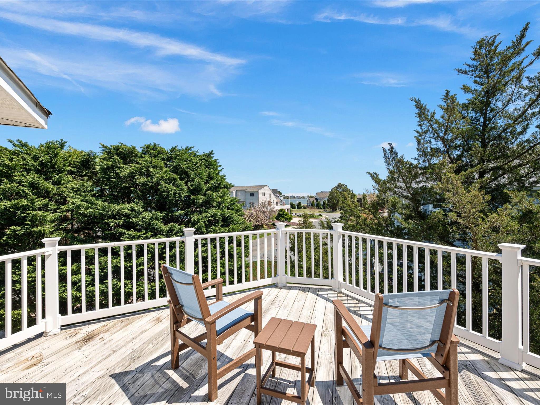39078 Bayfront Dr