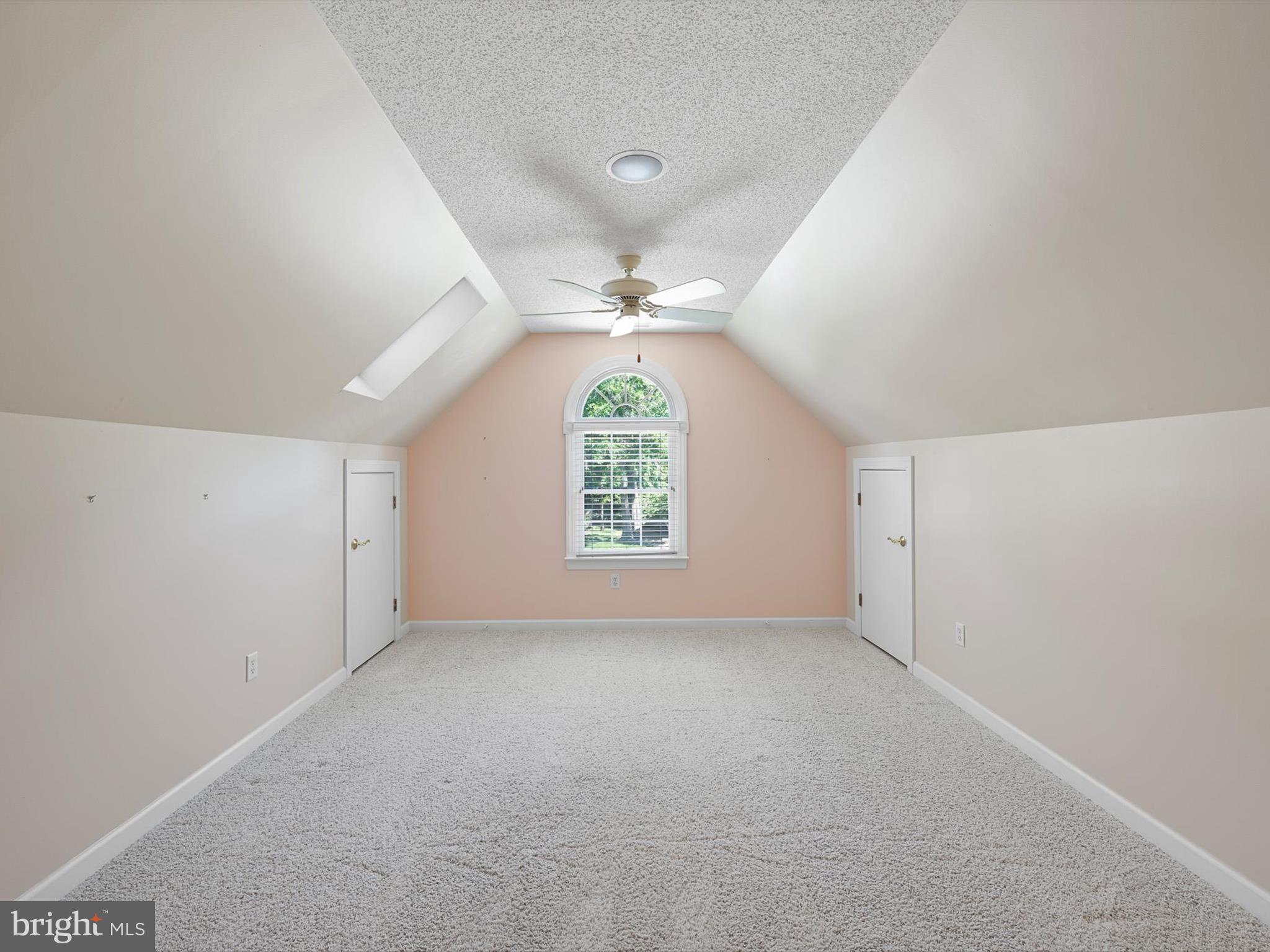 715 Fox Tail Dr