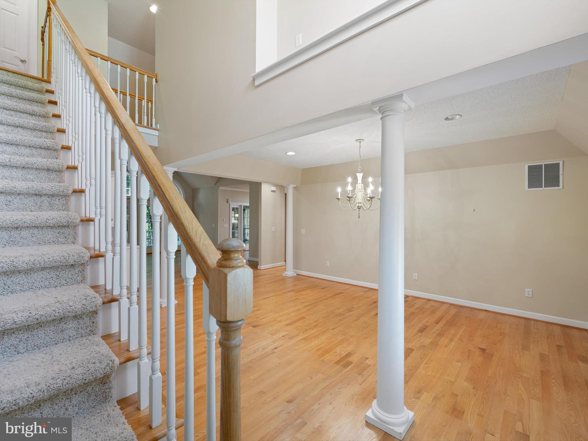 715 Fox Tail Dr