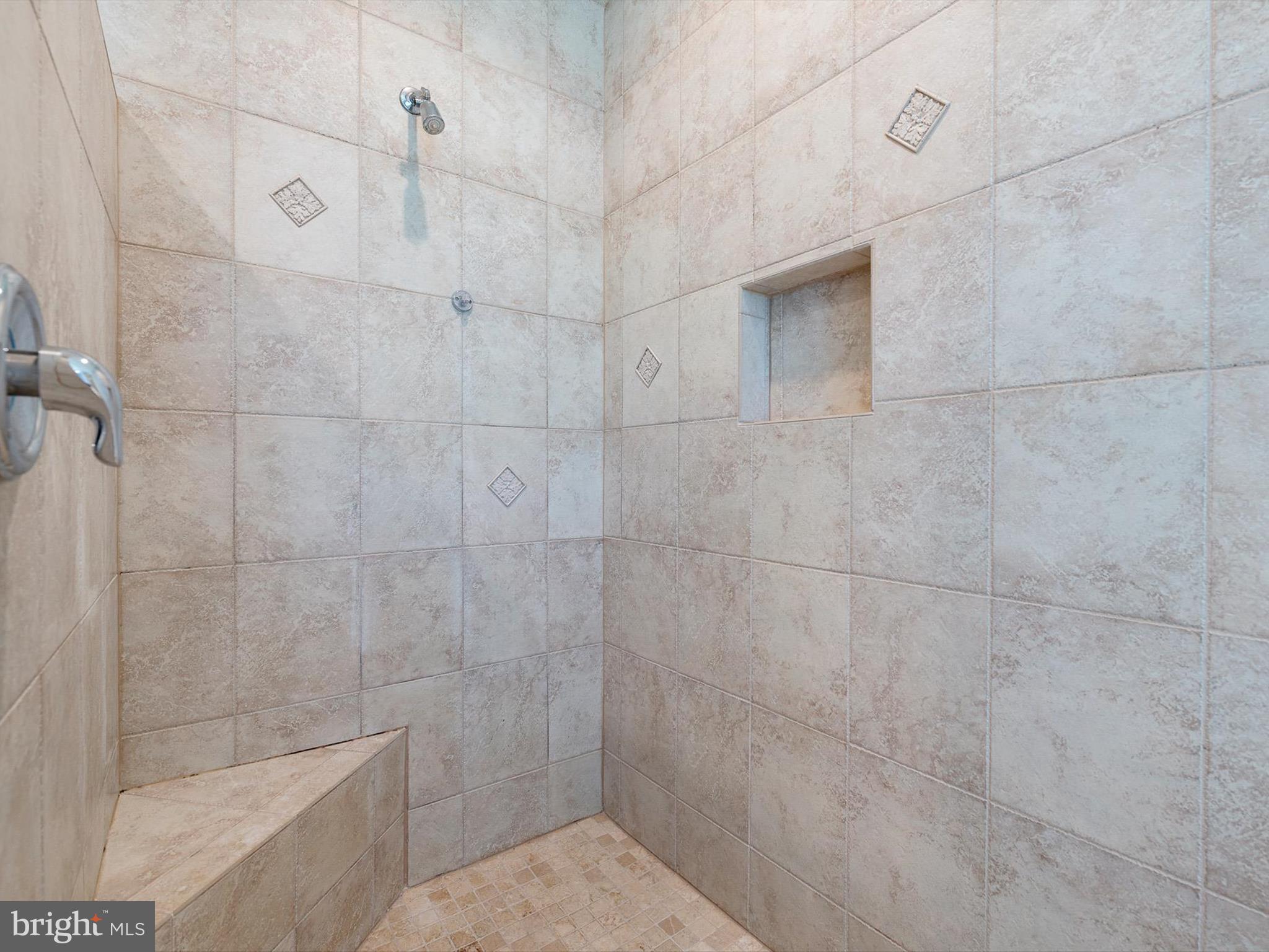 715 Fox Tail Dr