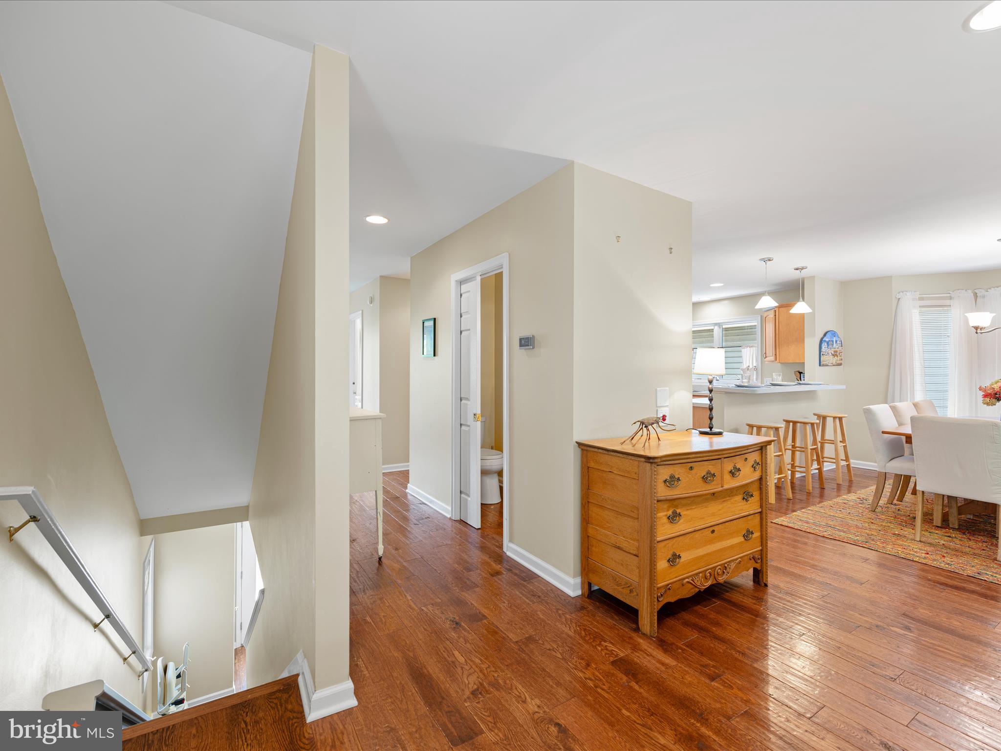 734 Deer Leap Dr #4