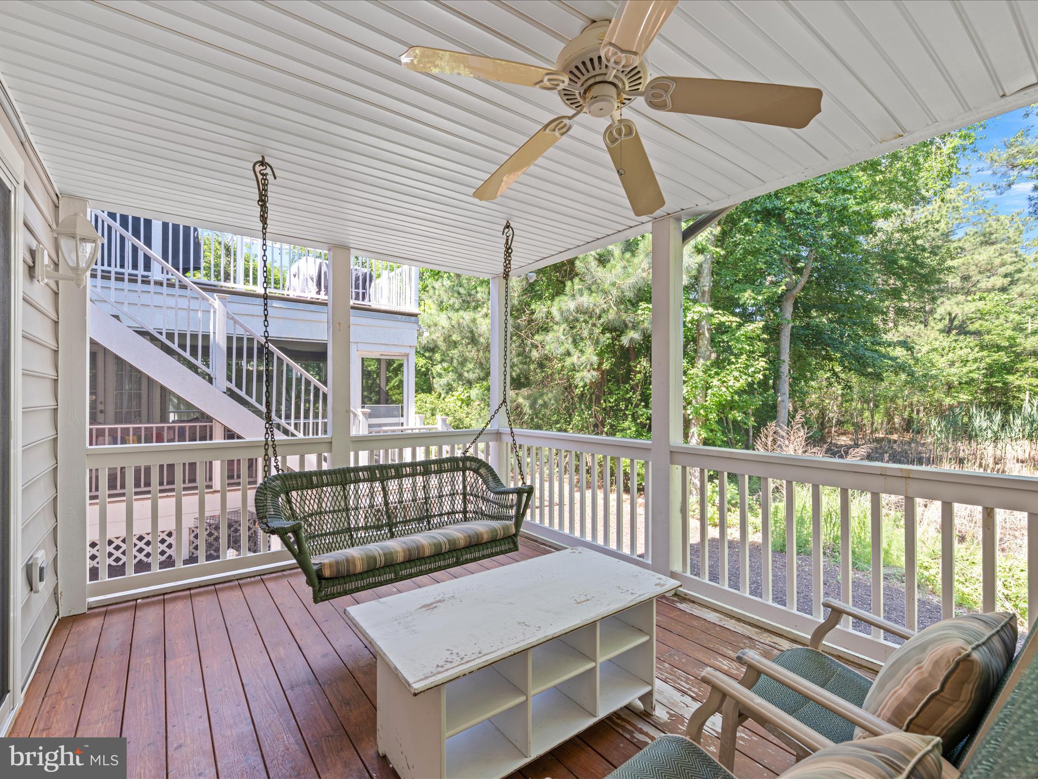 734 Deer Leap Dr #4