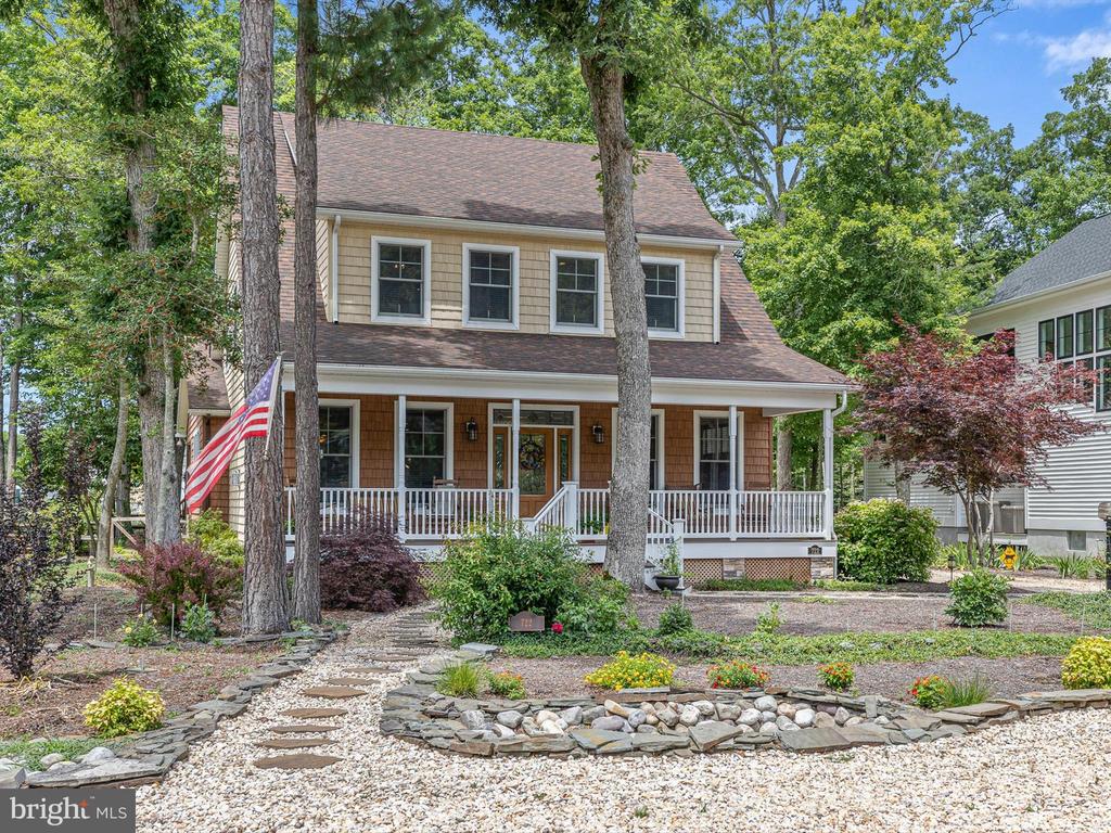 722 Fox Tail Dr