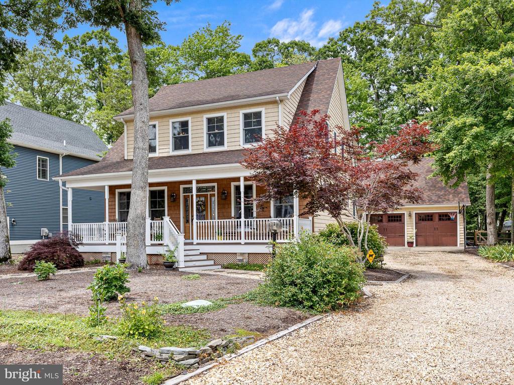 722 Fox Tail Dr