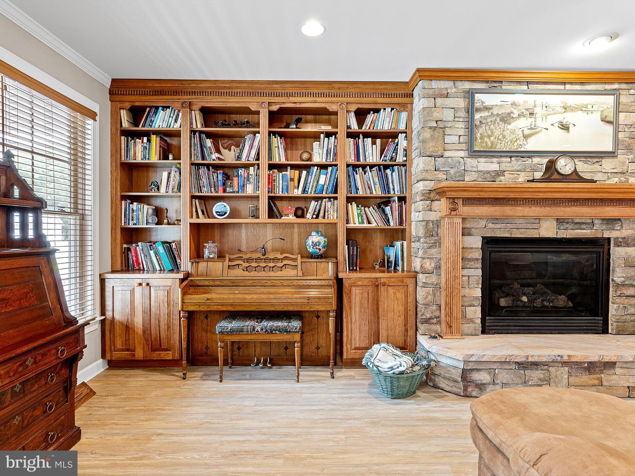 722 Fox Tail Dr