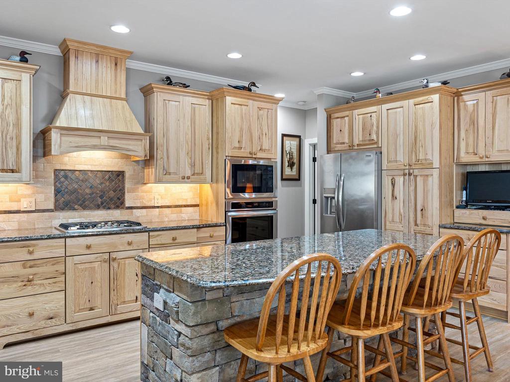 722 Fox Tail Dr