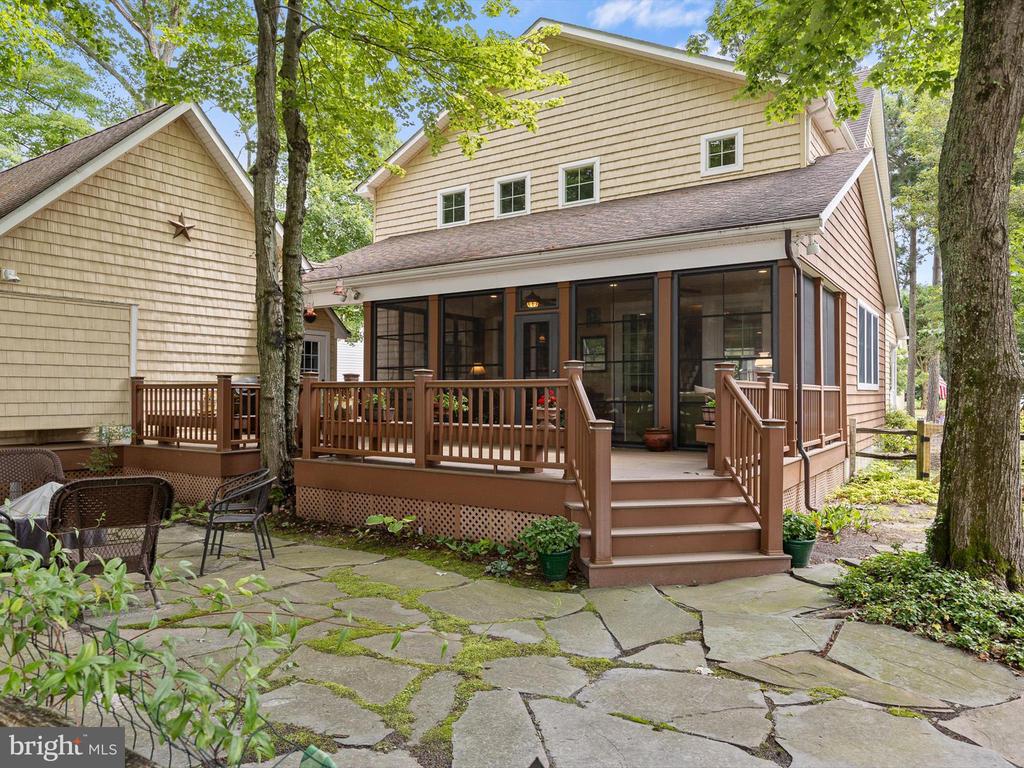 722 Fox Tail Dr