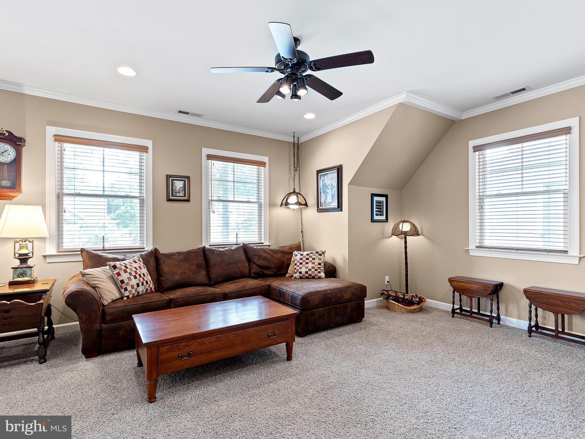 722 Fox Tail Dr