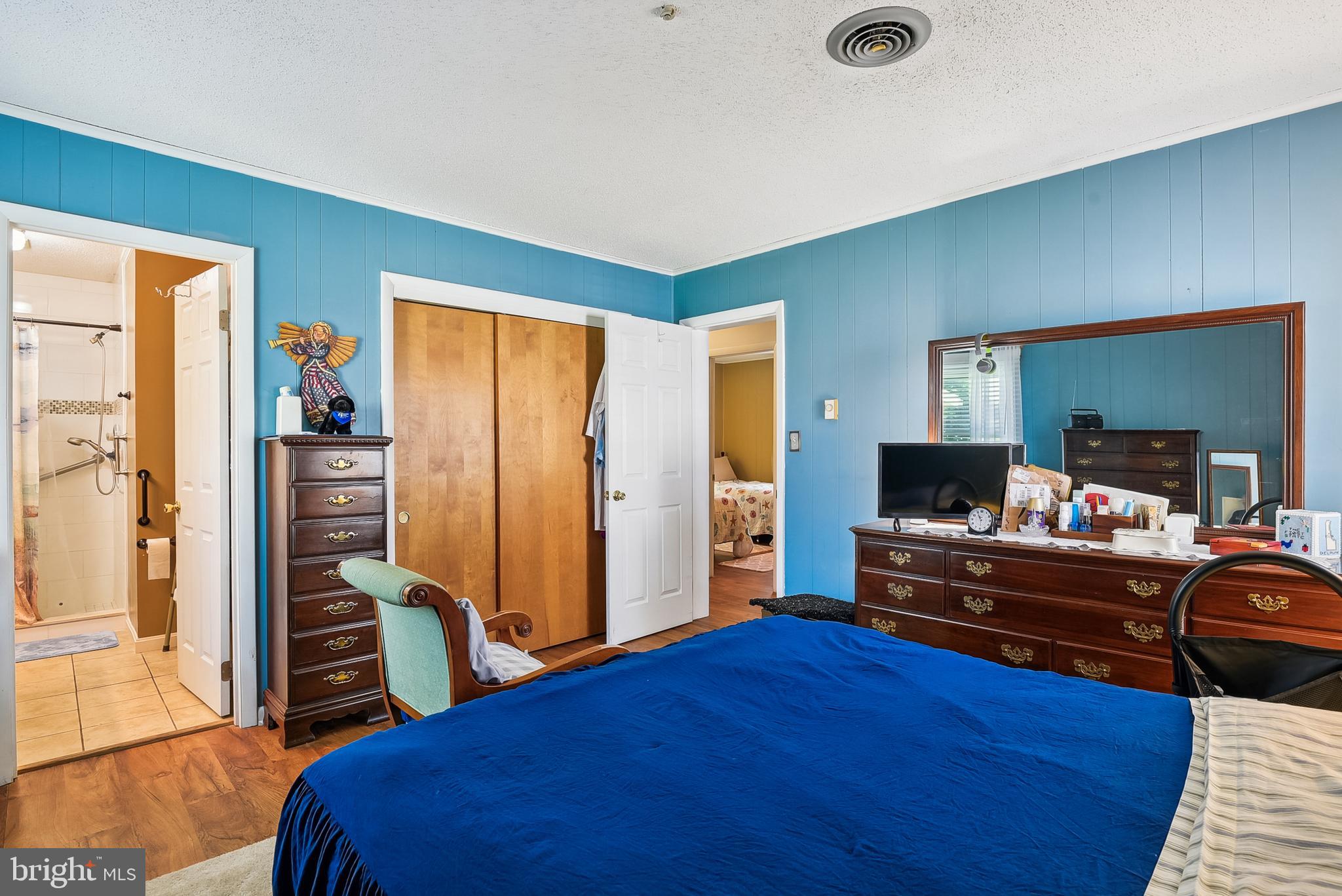 63 Dorothy Cir