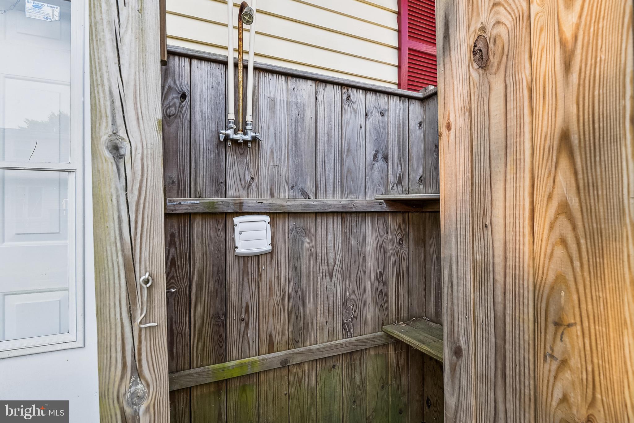 63 Dorothy Cir